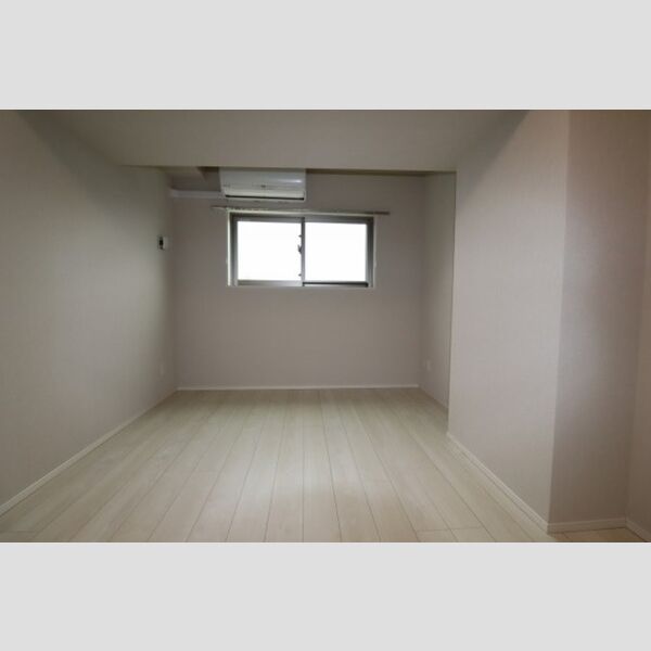 サンジョイアゼロ405号室 洋室7.2帖