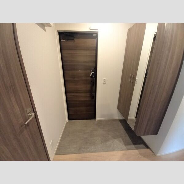 Dアヴァンス赤山302号室 玄関