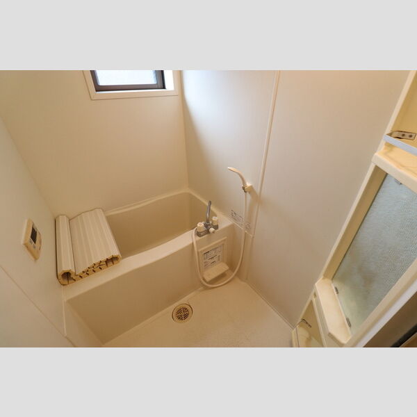 カンパーニュ　C 浴室