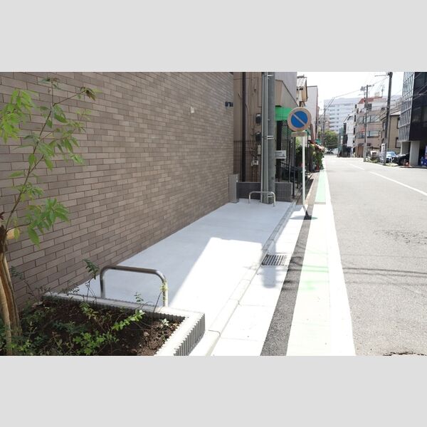 D-ROOM　NOBUTO バイク置場