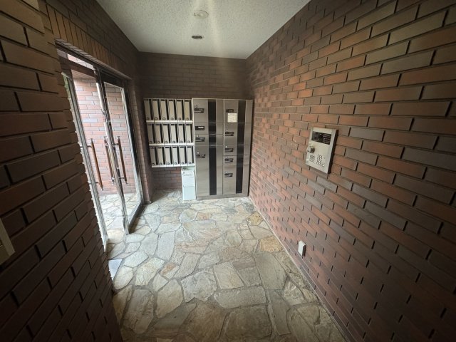 アッシュエム エントランス