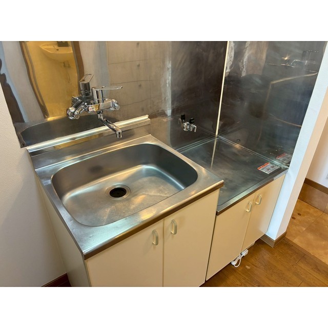 ドミール五番館204号室 キッチン