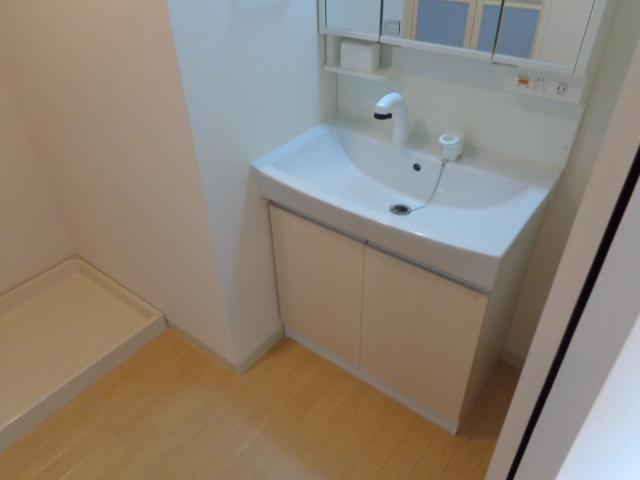 コモド　レジデンス 洗髪洗面化粧台