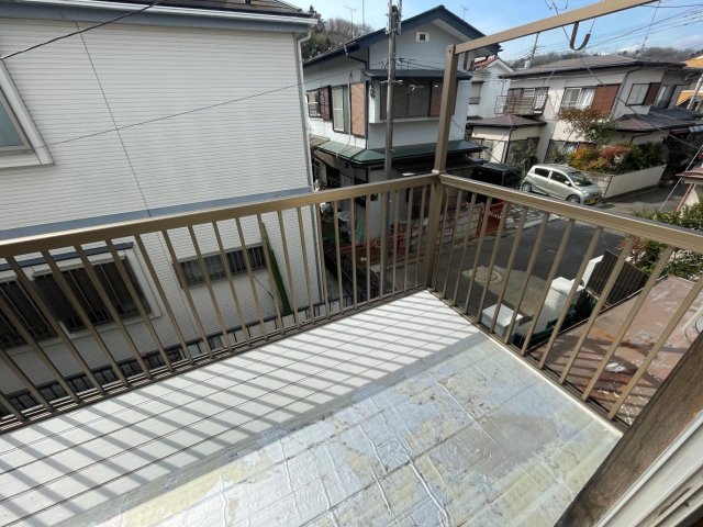 八王子戸建 広々バルコニー、日当たり良好