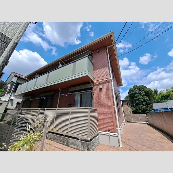 グリーンヒルズSAKAUEの外観画像