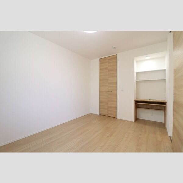 シンヤ壱番館102号室 ★洋室6.3帖★