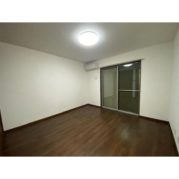 ドミール西初石A棟A201号室 同建物別部屋の参考画像