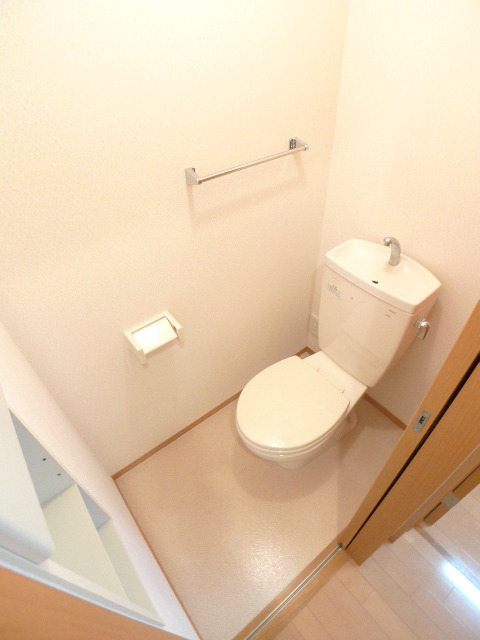 シェル・シャンテ0101号室 トイレ