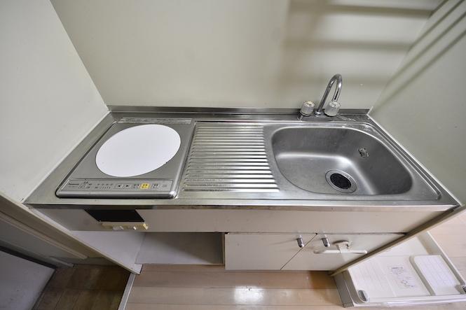 クレセントハイム1階 収納