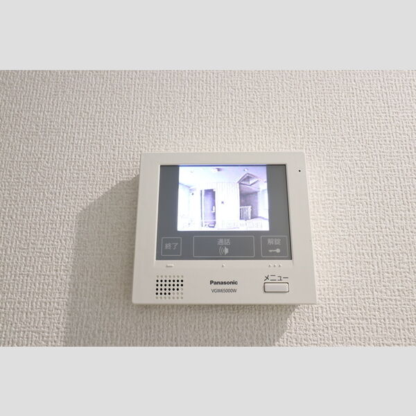 トロイメライ303号室 モニター付きインターホン