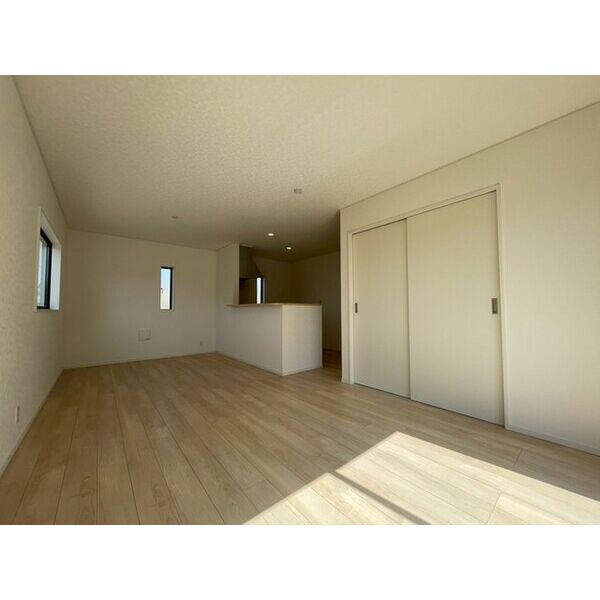 クレイドルガーデンさいたま市西区飯田新田第2　1号棟 リビング