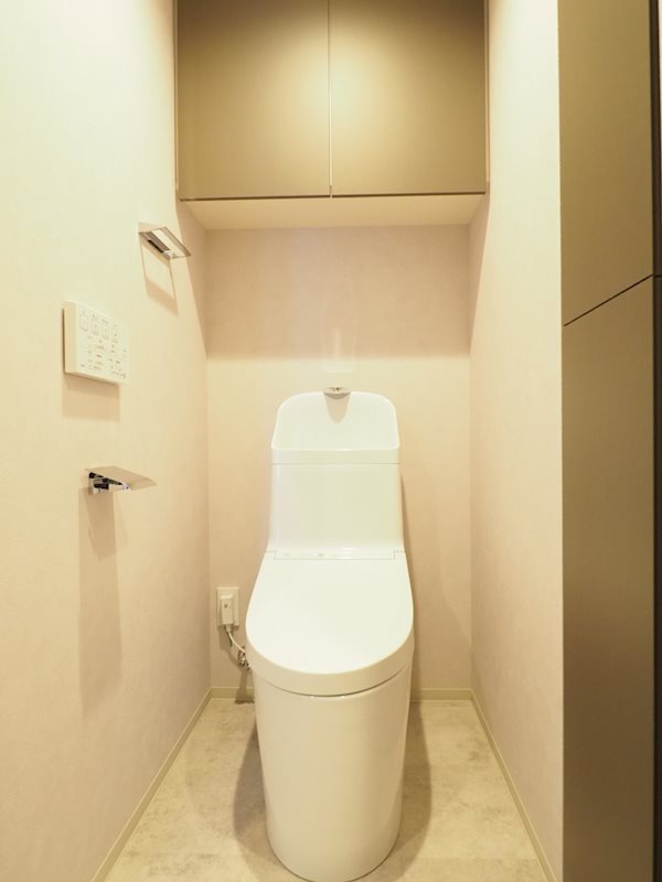 ドゥーエ日暮里3階 トイレ