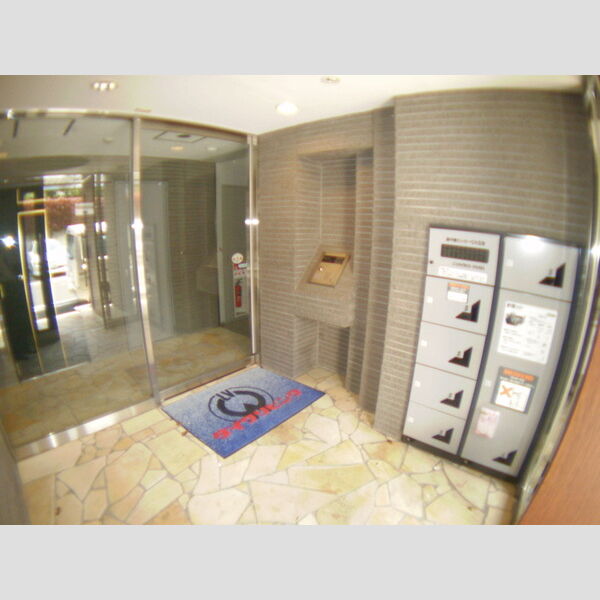 アーバンフォート横浜405号室 宅配ボックス