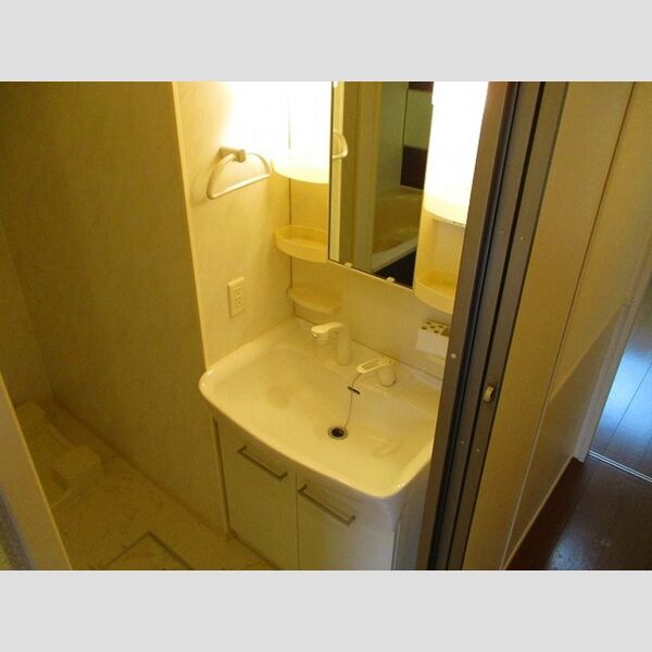 ルミエールE 洗髪洗面化粧台