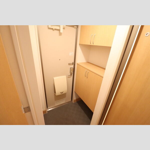 タカラコート107号室 玄関