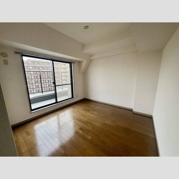 フジ・ヴェール毘沙門堂507号室 洋室