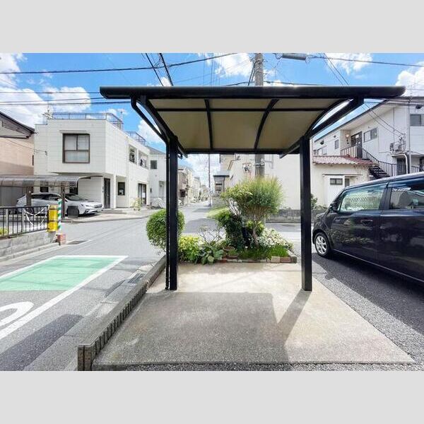 セジュール21202号室 駐輪場