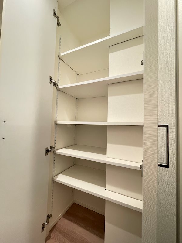 カージェ文京千石2階 収納