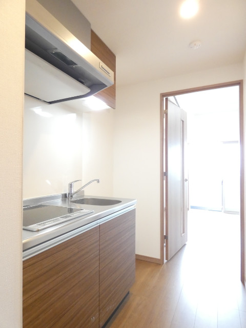 IL MEZZO DI TOKYO，UNO 内観