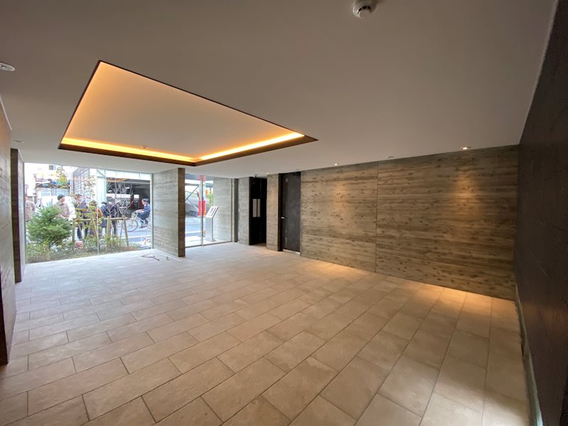 ブランシュワ1階 エントランス