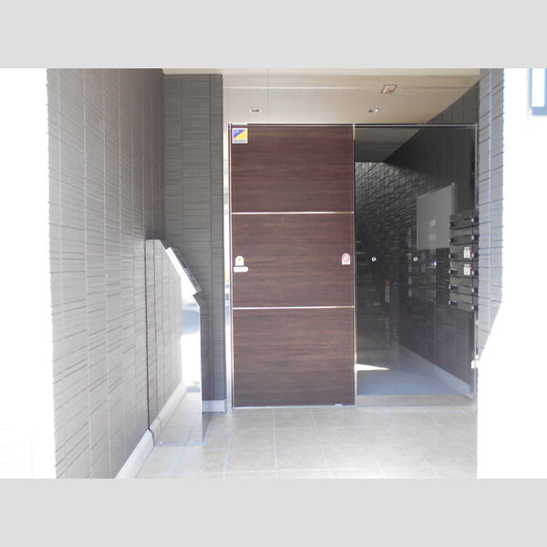 ゴールドパストラル　X エントランス