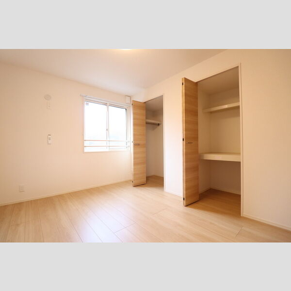 ア　レーズ203号室 洋室(6帖)