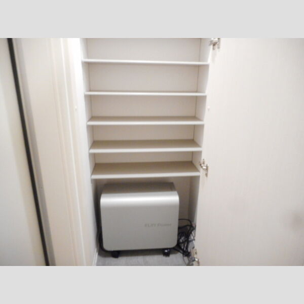 テラス市川高谷301号室 トールシューズBOX