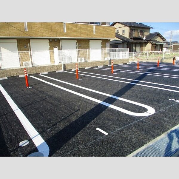 エスポワール 駐車場