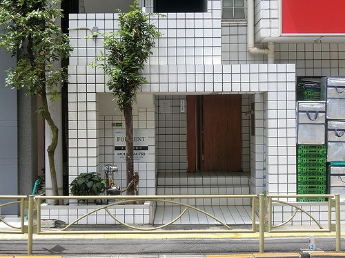 グラチアトルリ3階 エントランス　※2021年6月撮影