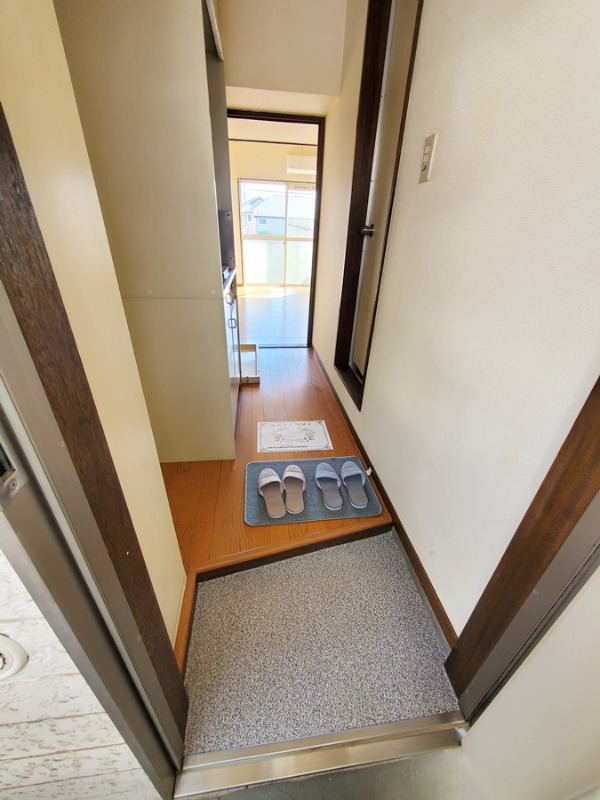 第6シティハイム 玄関