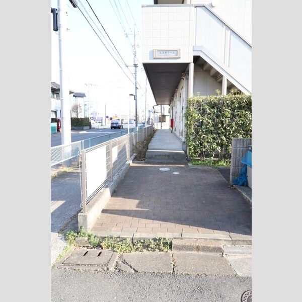 エスポワール105号室 エントランス