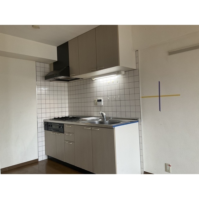 ドミール・コンフォール親水公園302号室 キッチン