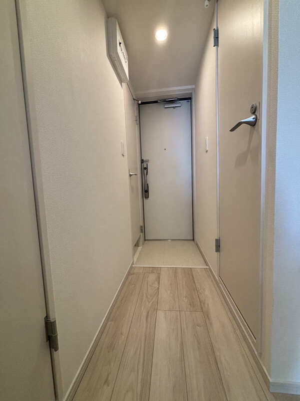 リブリ・北綾瀬2階 玄関