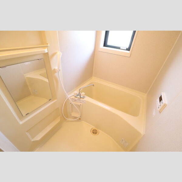 ミルコート　B 浴室