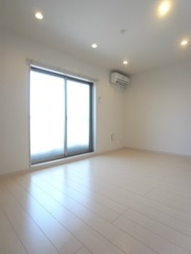 リブリ・TKグレイスビルⅢ2階 null