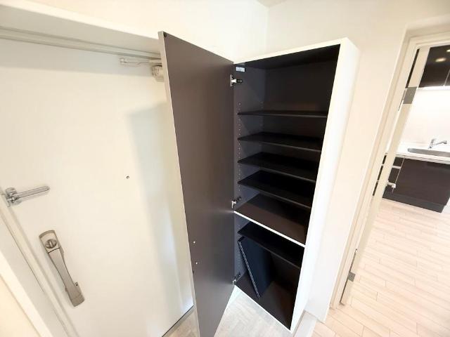 Forest cape203号室 下駄箱