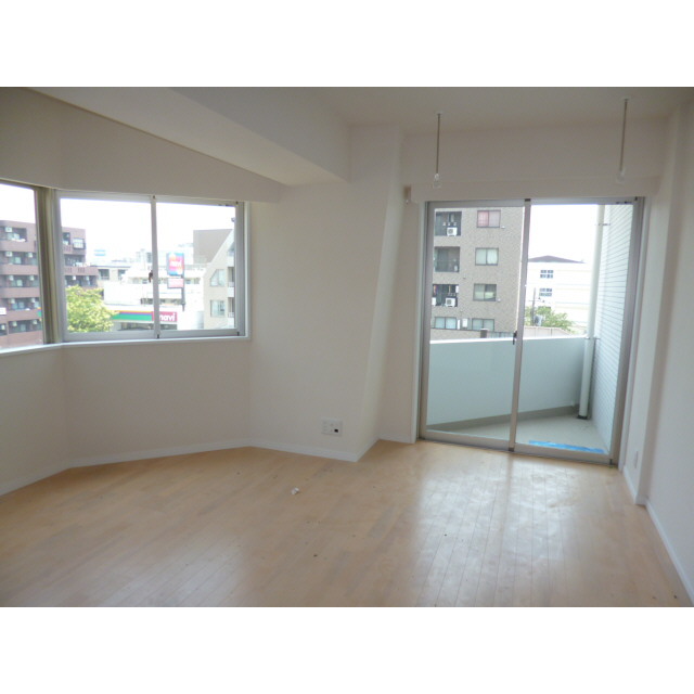 プレール・ドゥーク多摩川 リビング