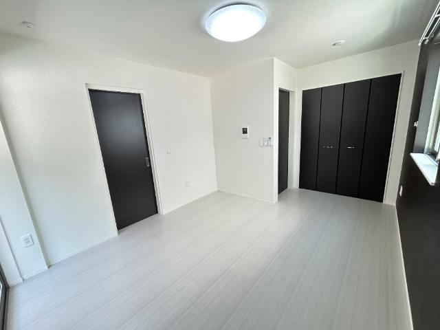 OceanCoastTsudanuma（オーシャンコーストツダヌマ）207号室 洋室