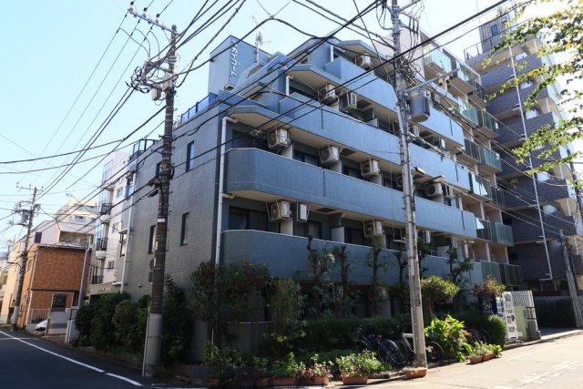 スカイコート新宿第７2階 外観
