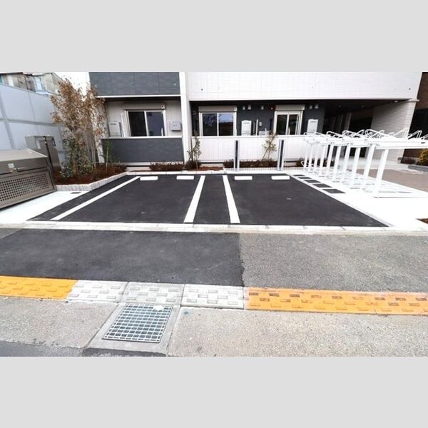 セレスティア東葛西Ⅰ 駐車場