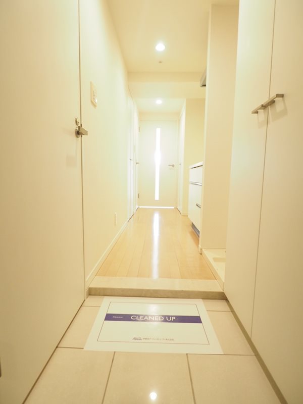 レジディア文京本駒込7階 玄関