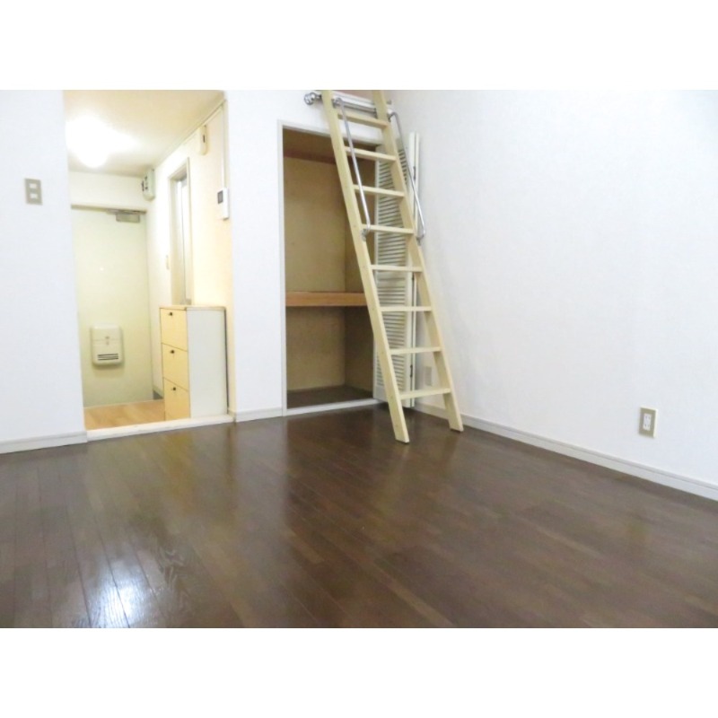 メゾンアイ三山1階 ＊別号室の写真となります。