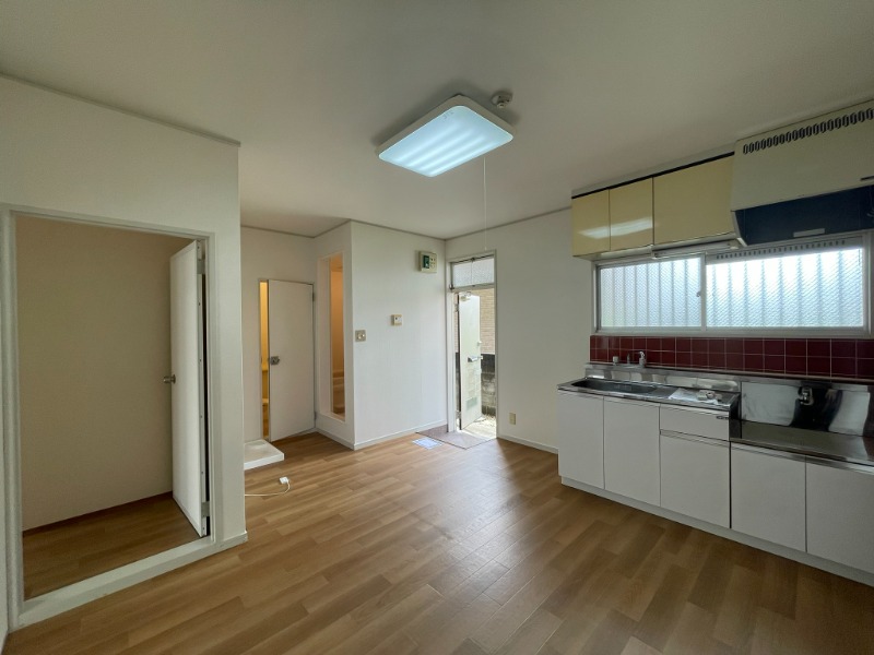 ハイツ中里 102号室の写真です