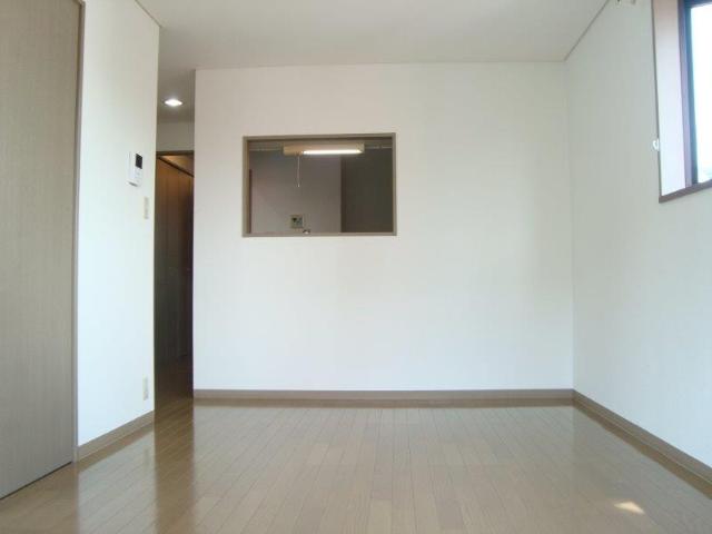 Ｓｕｍｍｅｒ　Ｒｏｕｇｅ リビング