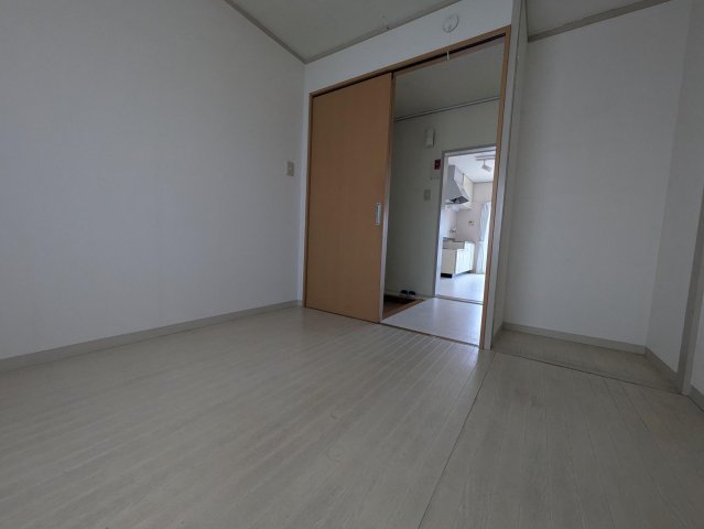 田園ハイツ川越弐号棟 402（yellova house) 内観