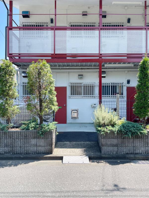 アーバンハイム成城(旧第2みどり荘)1階 エントランス