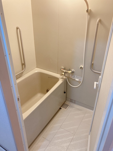 ラ・クラッセ西寺尾0706号室 お風呂