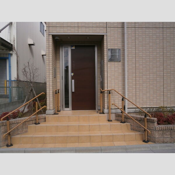 サンレーモ エントランス