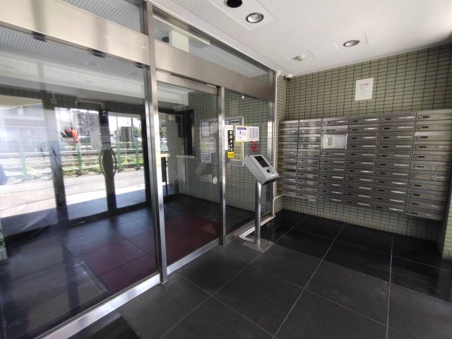 フレックス西八王子610号室 エントランス