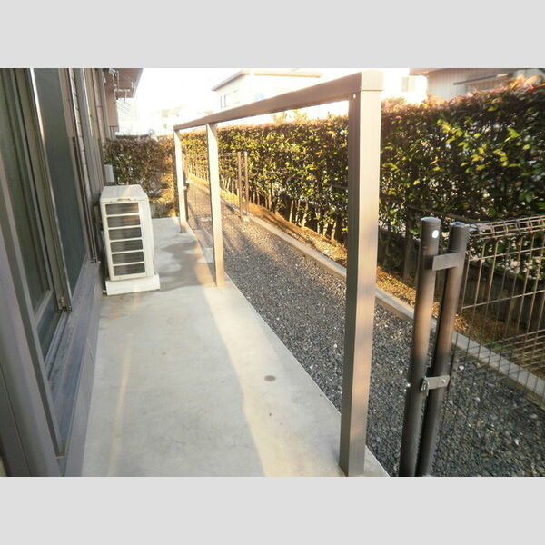 ジャーマンアイリス　Ⅱ103号室 テラス